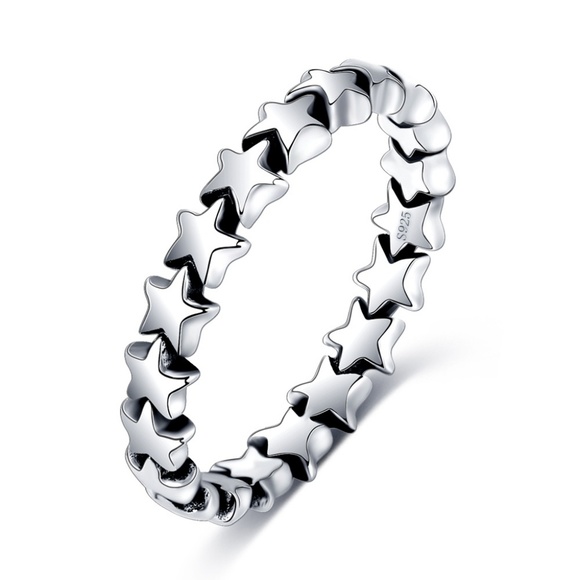 Silver Star Ring - Picture 1 of 3
